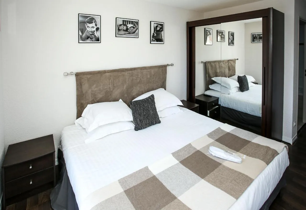 2 Room Terraced Apartment Cannes Centre